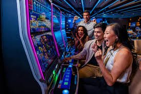Live Sakong table with multiple player positions and betting interface